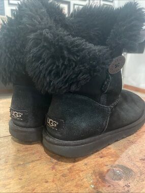 UGG Black Suede Shearling Cuff Button Ankle Boots